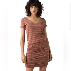 NWT Prana Women's Foundation Dress in Vino Heather Stripe - Medium